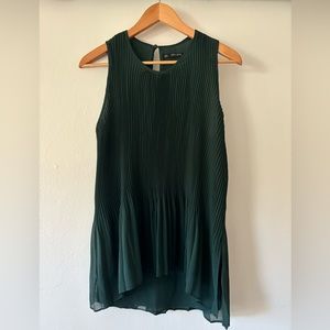 Zara Chiffon Pleated Sleeveless Top - Medium, Forest Green